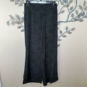 Eileen Fisher Petite women’s 100% silk pull on wide leg pant Small